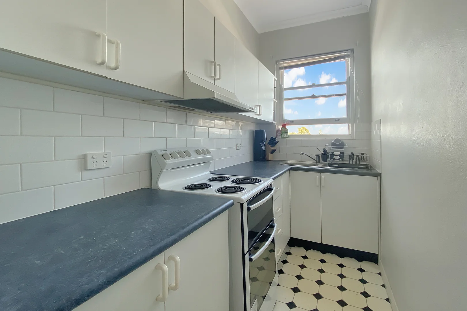 Additional image 3 of 4/69-71 National Av, Loftus NSW 2232