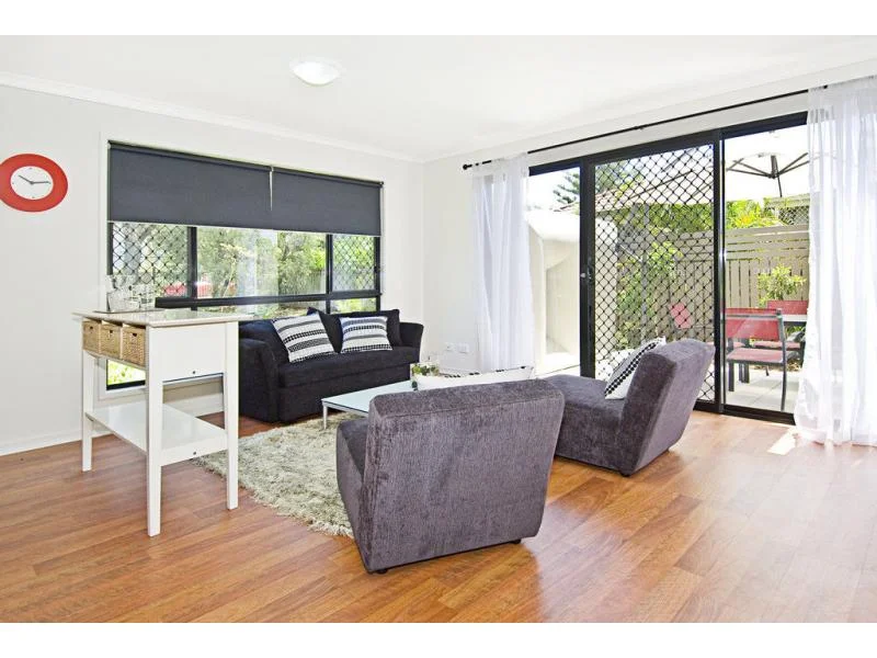 Additional image 3 of 2/102 River Hills Road, Eagleby QLD 4207