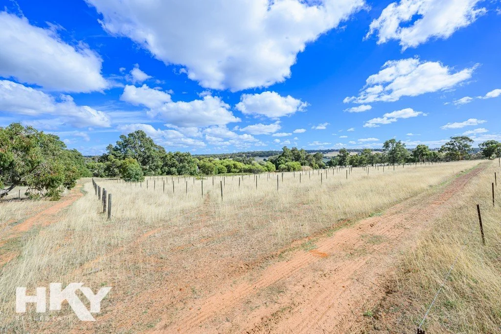 Additional image 8 of 252 CREST HILL ROAD, Mooliabeenee WA 6504