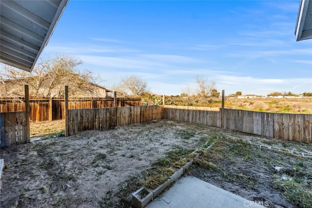 Additional image 32 of 40974 156th Street E, Lake Los Angeles, CA 93535