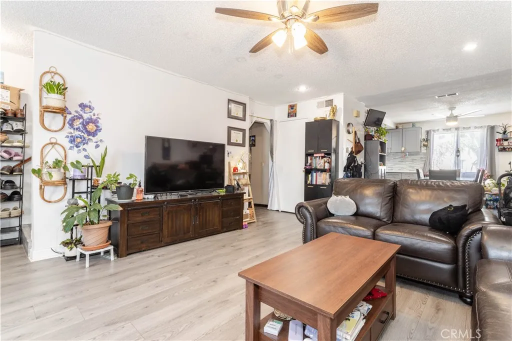 Additional image 29 of 14325 Terra Bella St, Panorama City, CA 91402