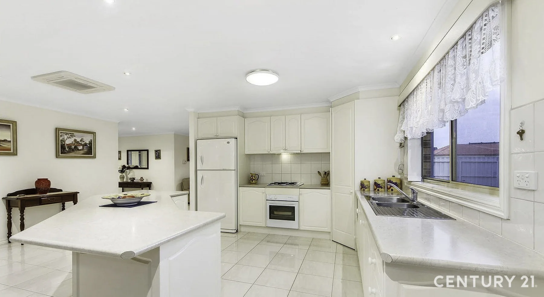 Additional image 3 of 6 Lind Place, Caroline Springs VIC 3023