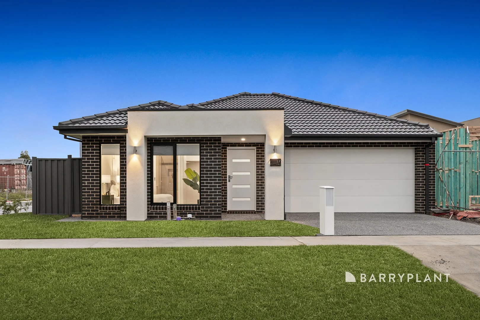 37 Mary Street, Officer VIC 3809