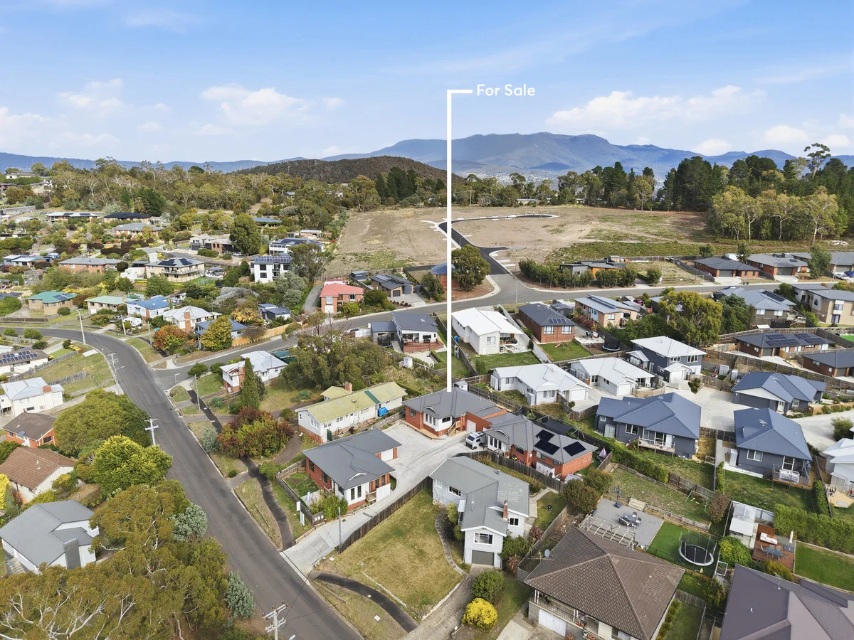 Additional image 32 of 2/170 Flagstaff Gully Road, Lindisfarne TAS 7015