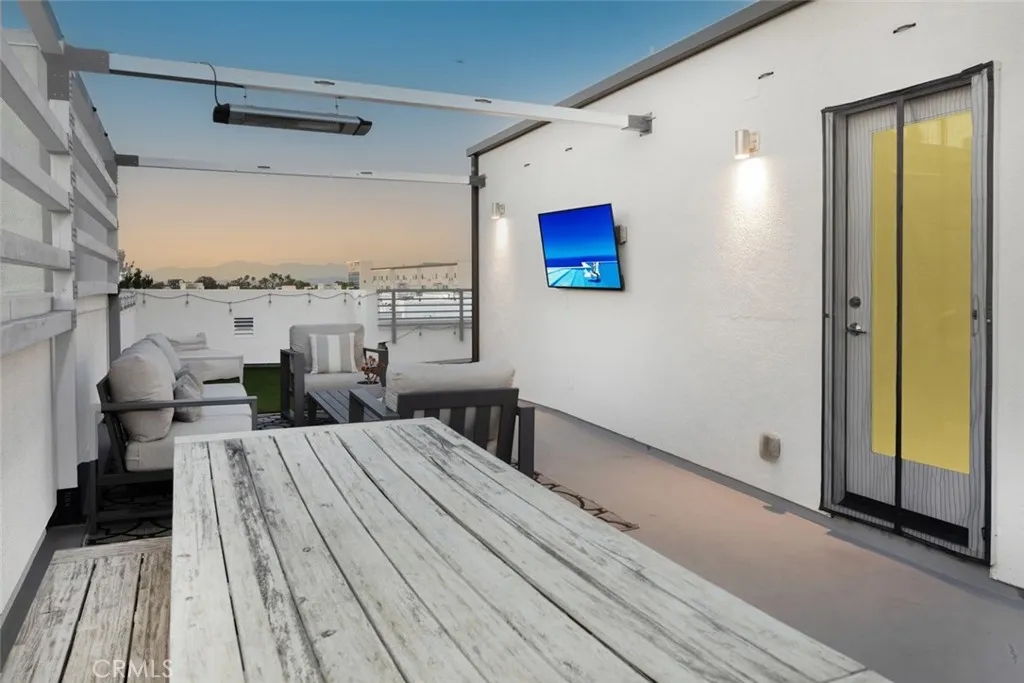 Additional image 47 of 203 Placemark, Irvine, CA 92614