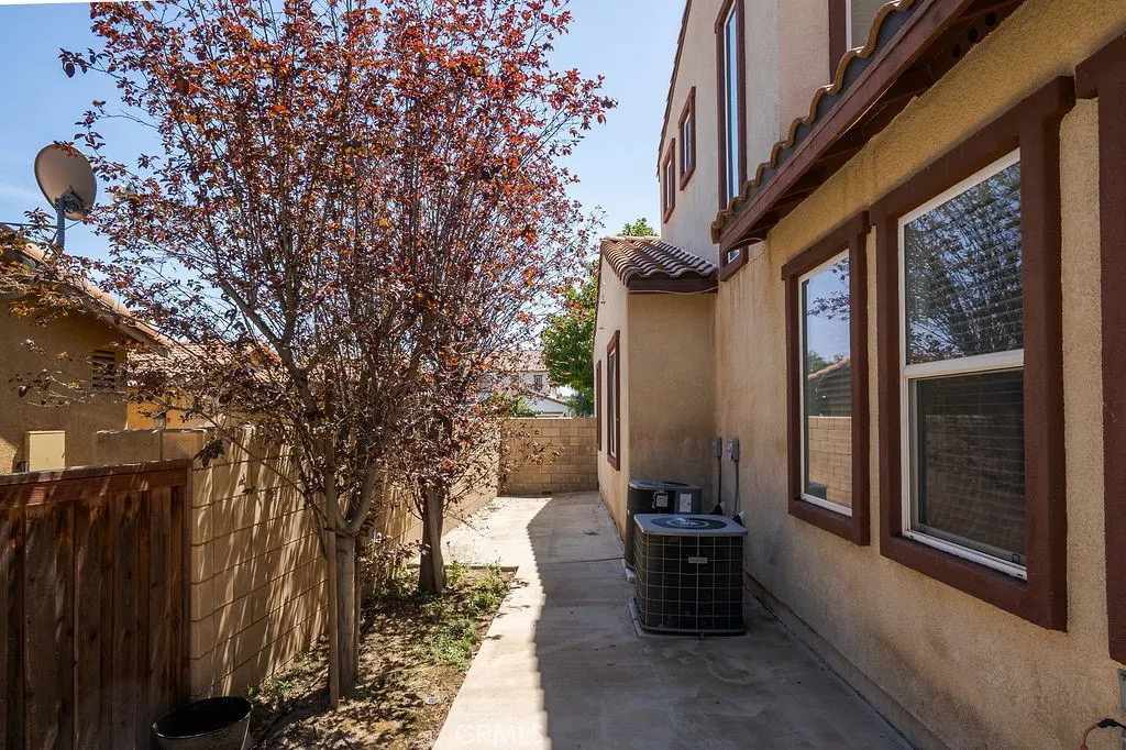 Additional image 143 of 182 Monument Pkwy, Perris, CA 92570
