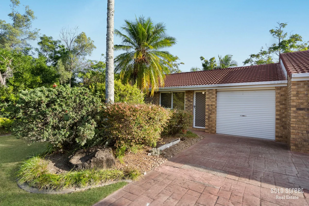 8 Crows Ash Court, Oxenford QLD 4210