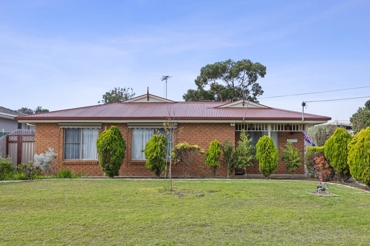 19 Coatsworth Avenue, St Leonards VIC 3223