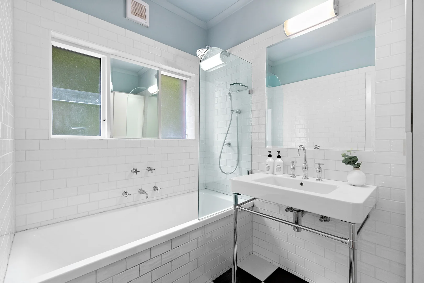 Additional image 9 of 2/27 Ruskin Street, Elwood VIC 3184