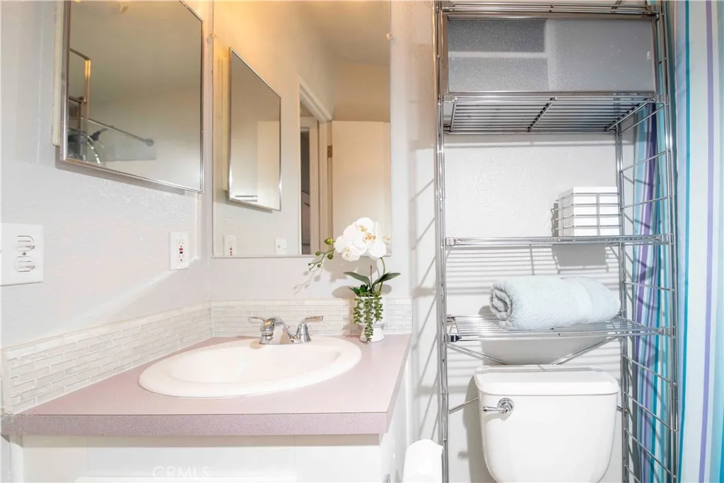 Additional image 86 of 11401 Topanga Canyon Blvd Unit 77, Chatsworth, CA 91311