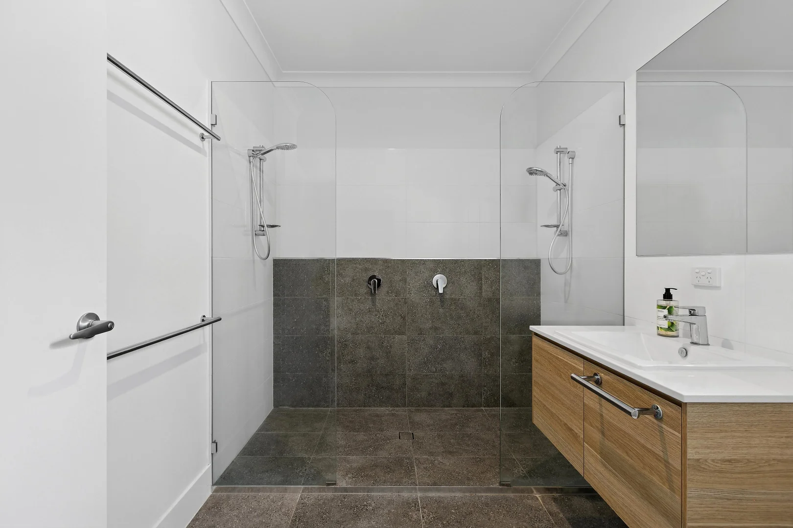 Additional image 5 of 3/99 Wandal Road, Wandal QLD 4700