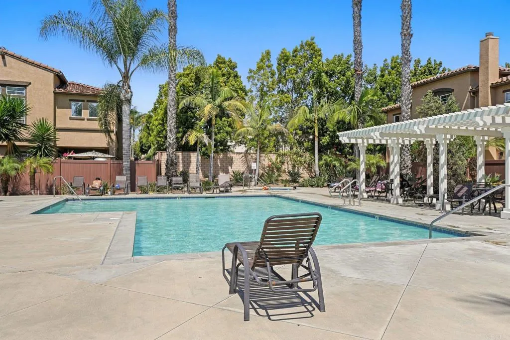 641 Sumner Way #1, Oceanside, CA 92058