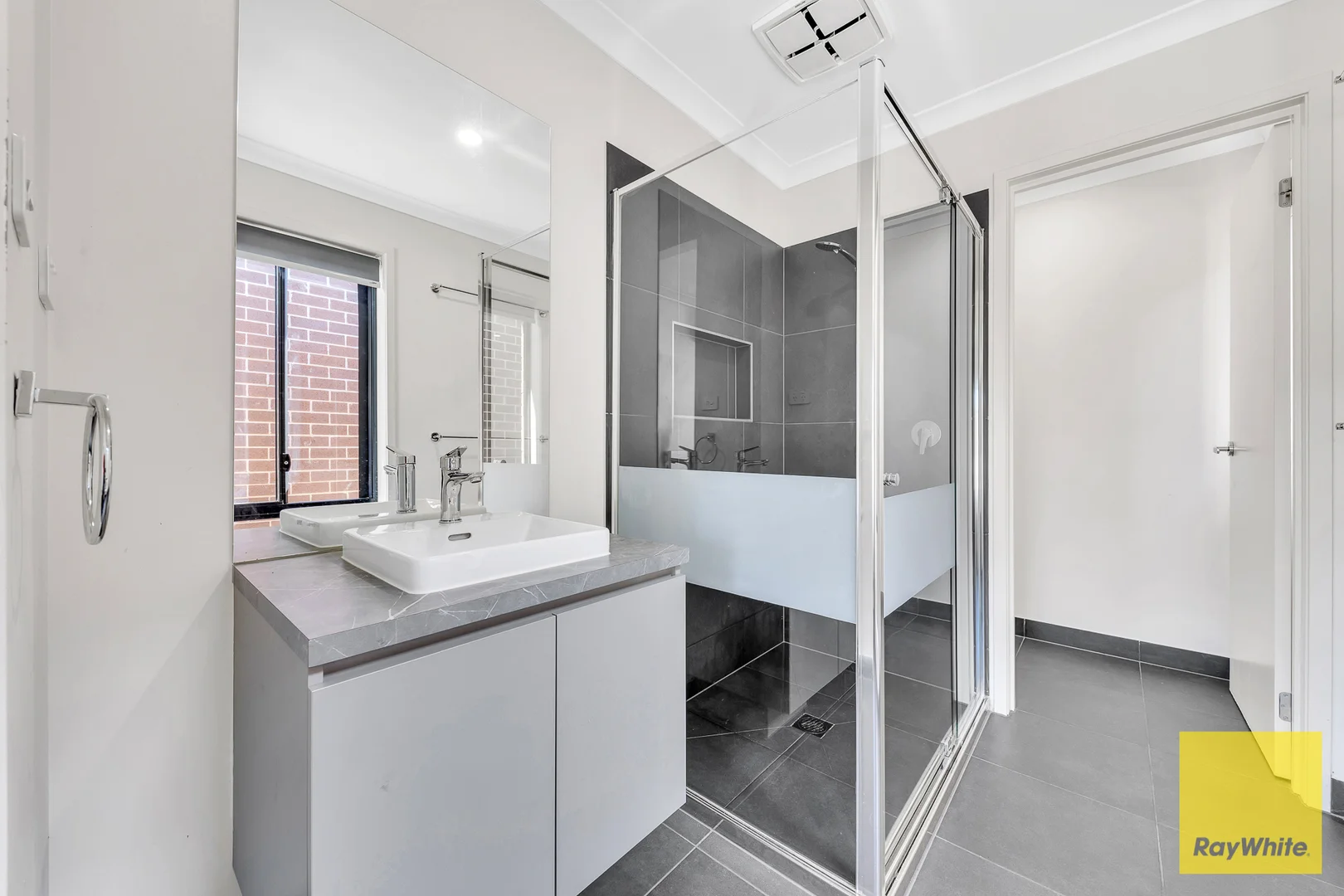 Additional image 11 of 12 Hogarth Street, Tarneit VIC 3029