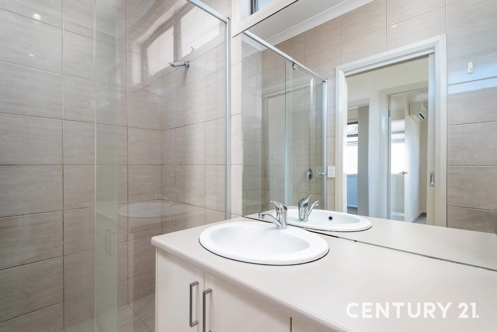 Additional image 9 of 2/84 Kanooka Grove, Clayton VIC 3168
