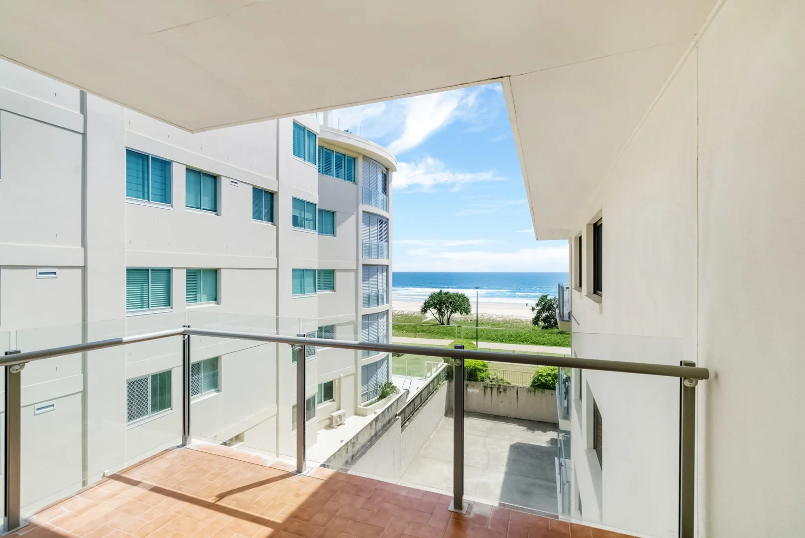 11/403 Golden Four Drive, Tugun QLD 4224