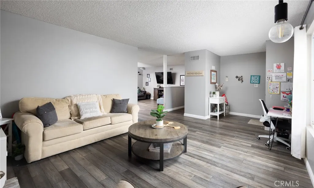 Additional image 14 of 21515 Alaminos Dr, Saugus, CA 91350