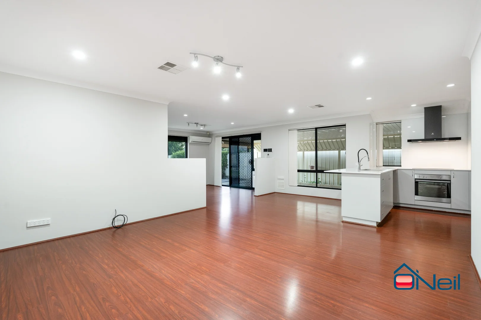 Additional image 3 of 27 Lyrebird Loop, Seville Grove WA 6112