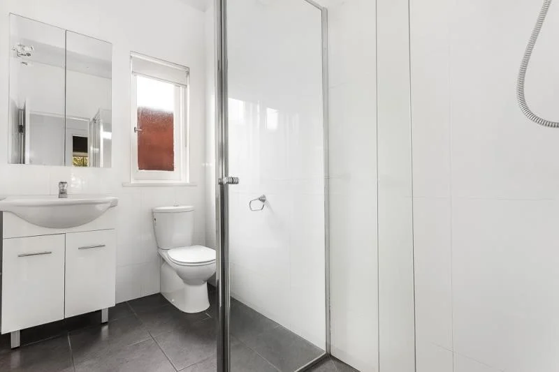 Additional image 2 of 4/73 Marine Parade, Elwood VIC 3184