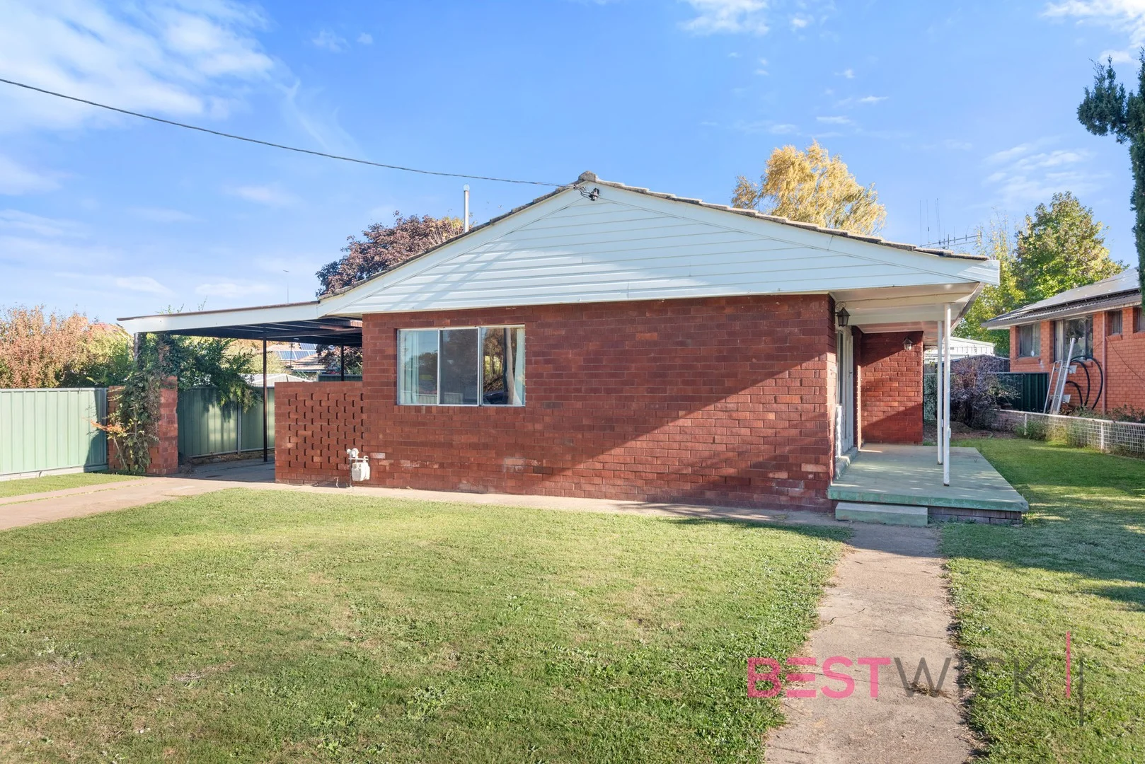 1 Maple Place, Blayney NSW 2799