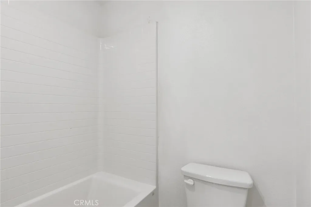 Additional image 22 of 833 S Sumac Lane, Rialto, CA 92376