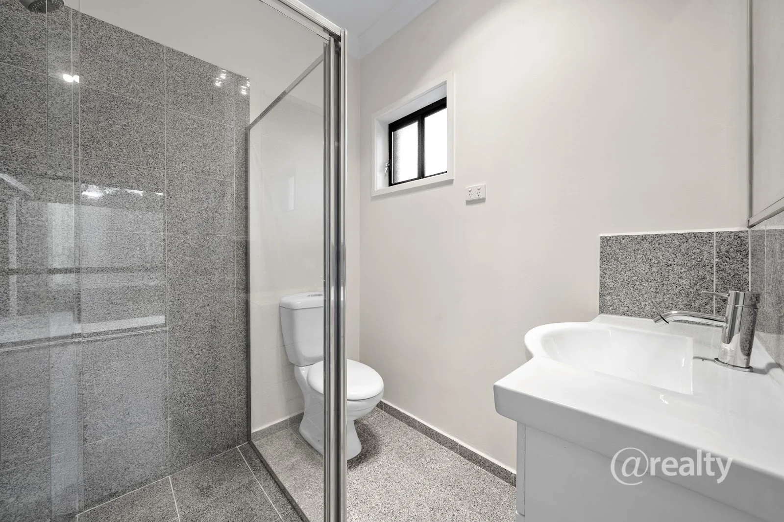 Additional image 8 of 2/386 Scoresby Road, Ferntree Gully VIC 3156