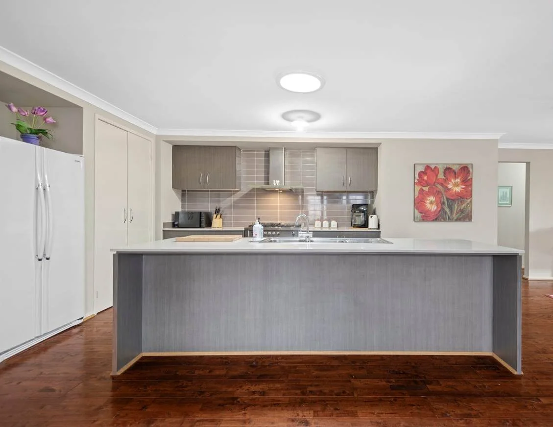 Additional image 4 of 16 Moonah Avenue, Brookfield VIC 3338