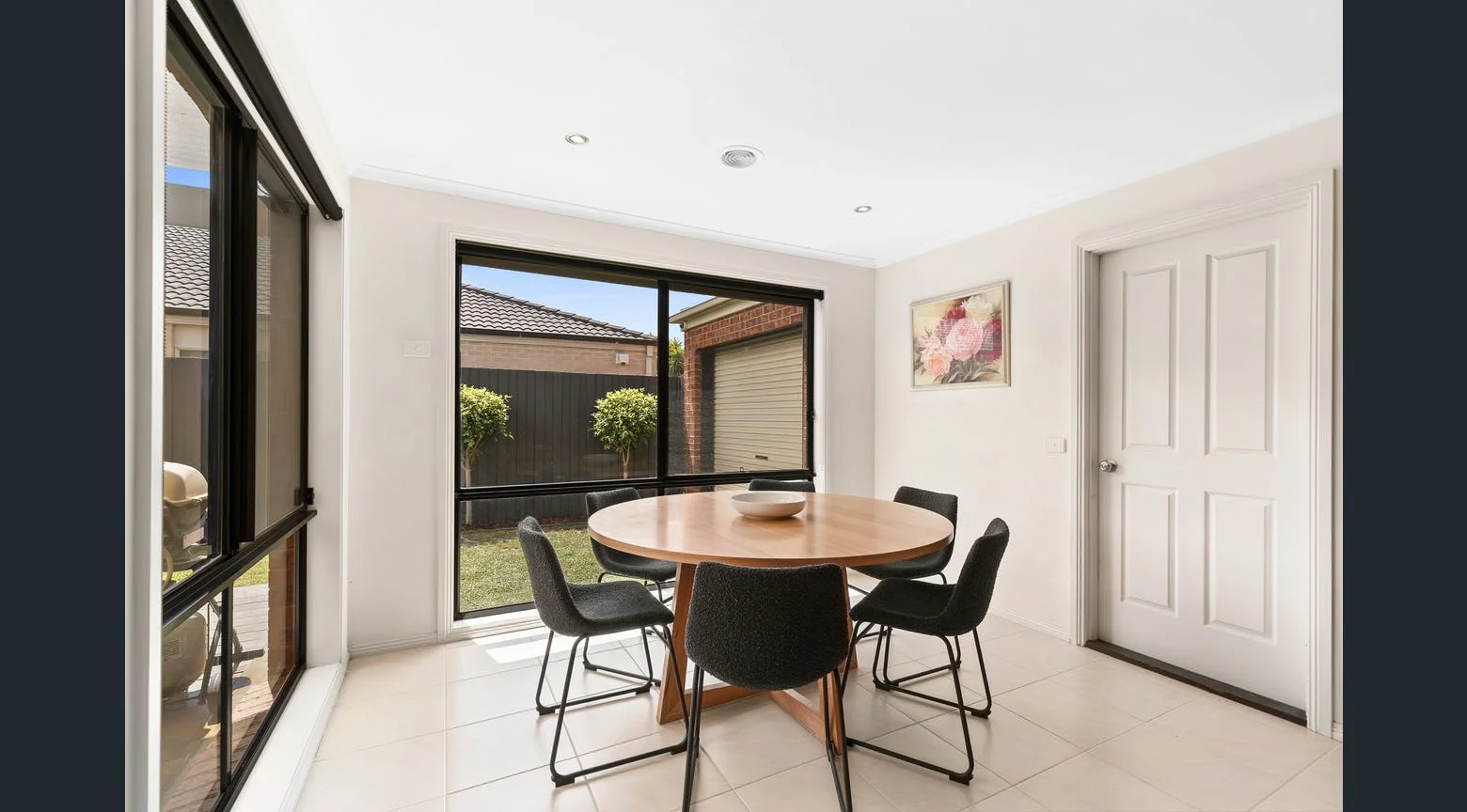 21 Carstairs Cl, Grovedale VIC 3216 photo 5