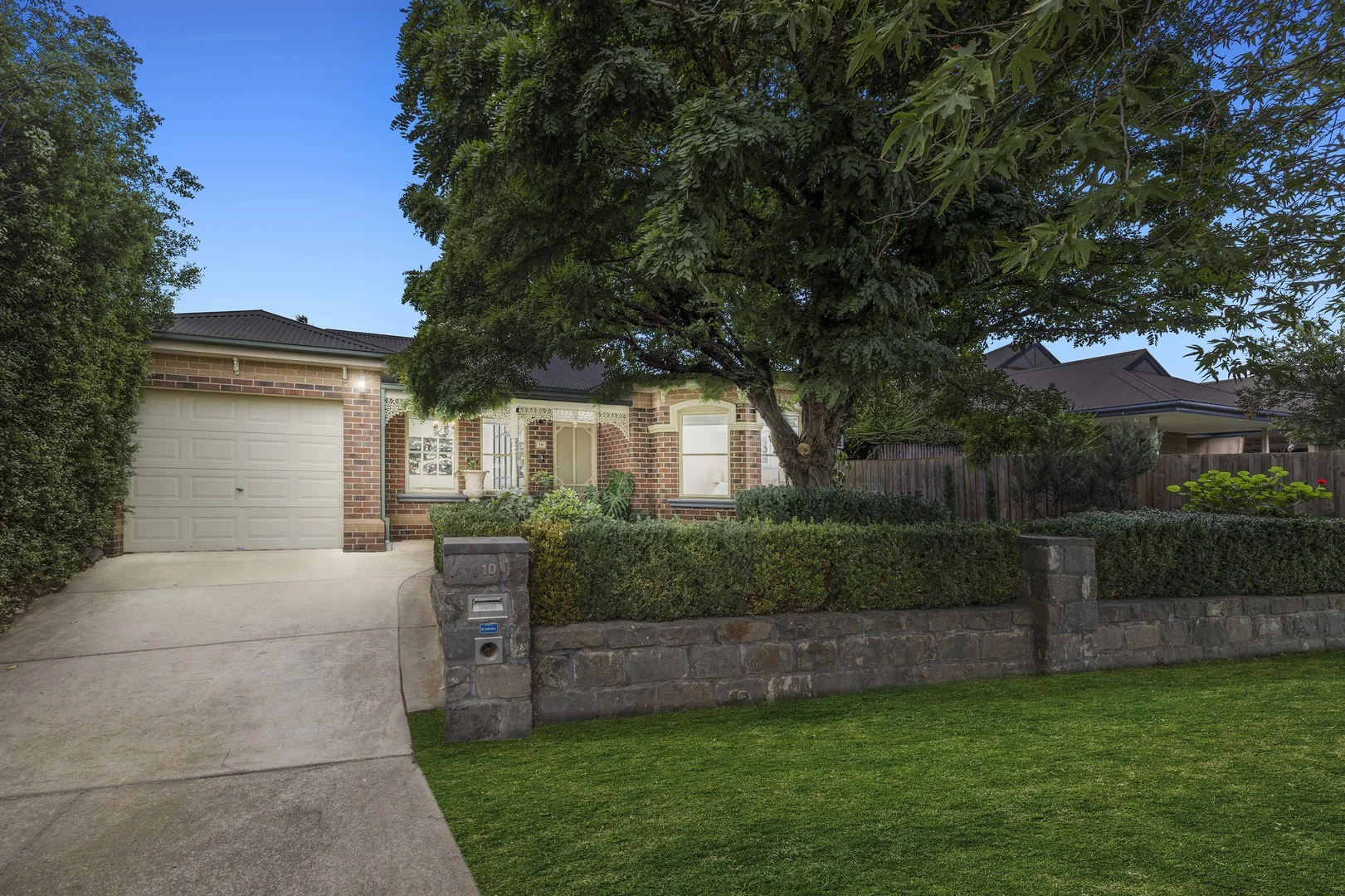 10 Emily Crescent, Point Cook VIC 3030