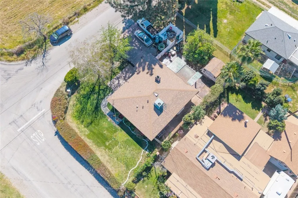 10381 Winesap Ave, Cherry Valley, CA 92223