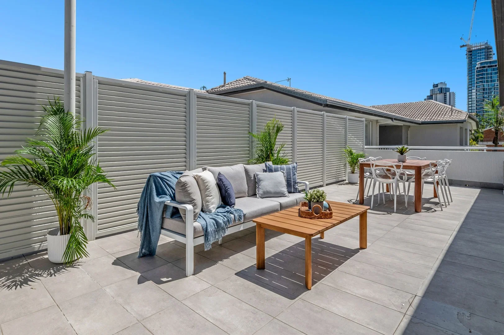 12/10 Rosewood Avenue, Broadbeach QLD 4218