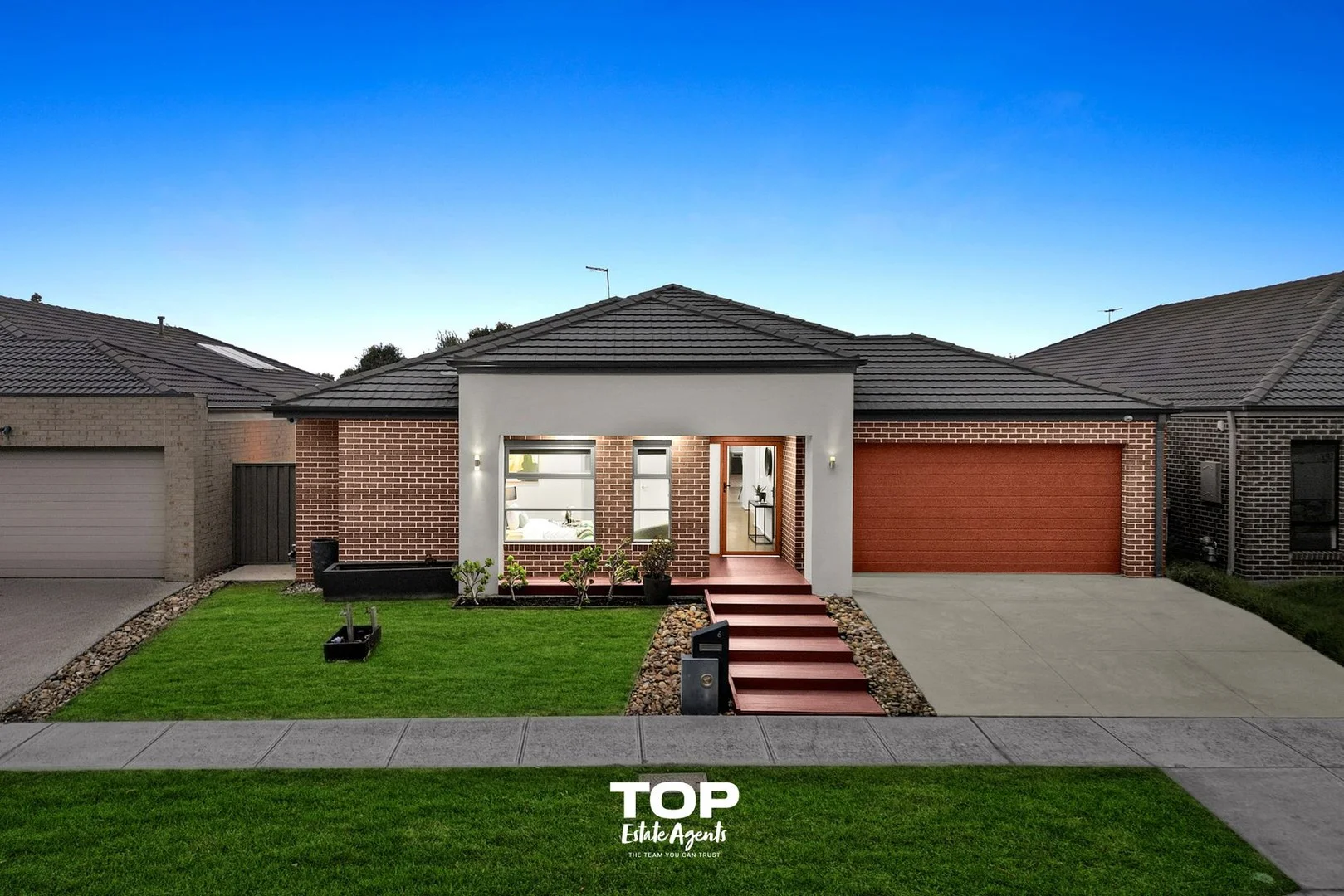 6 Dunstan Street, Cranbourne East VIC 3977