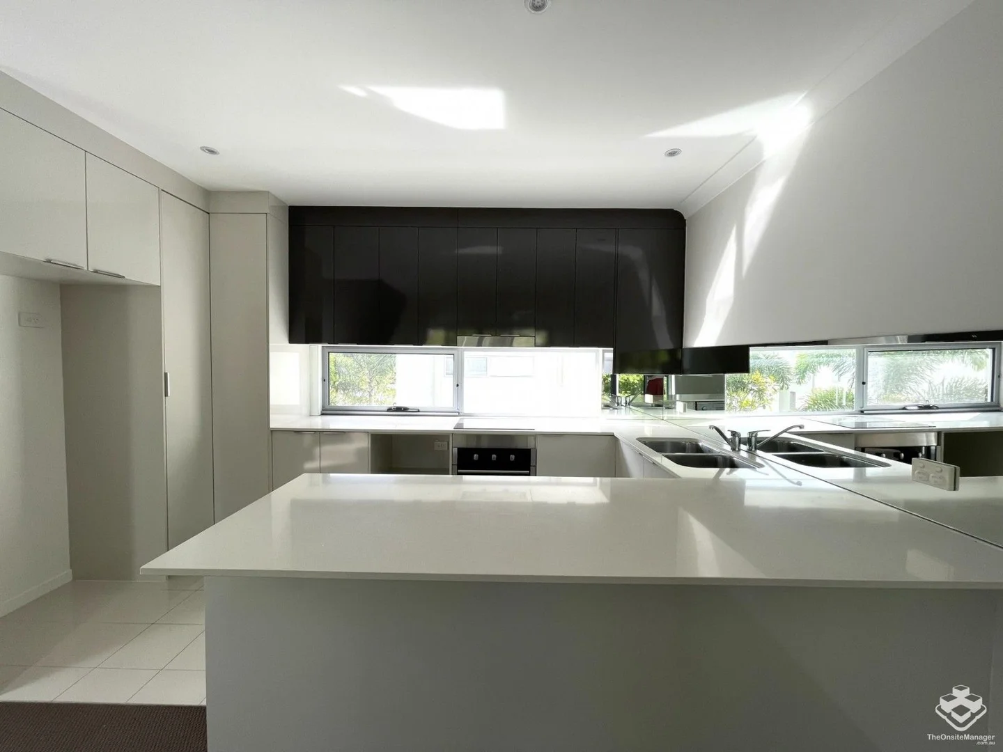 Additional image 3 of 33/5036 EMERALD ISLAND DRIVE, Carrara QLD 4211