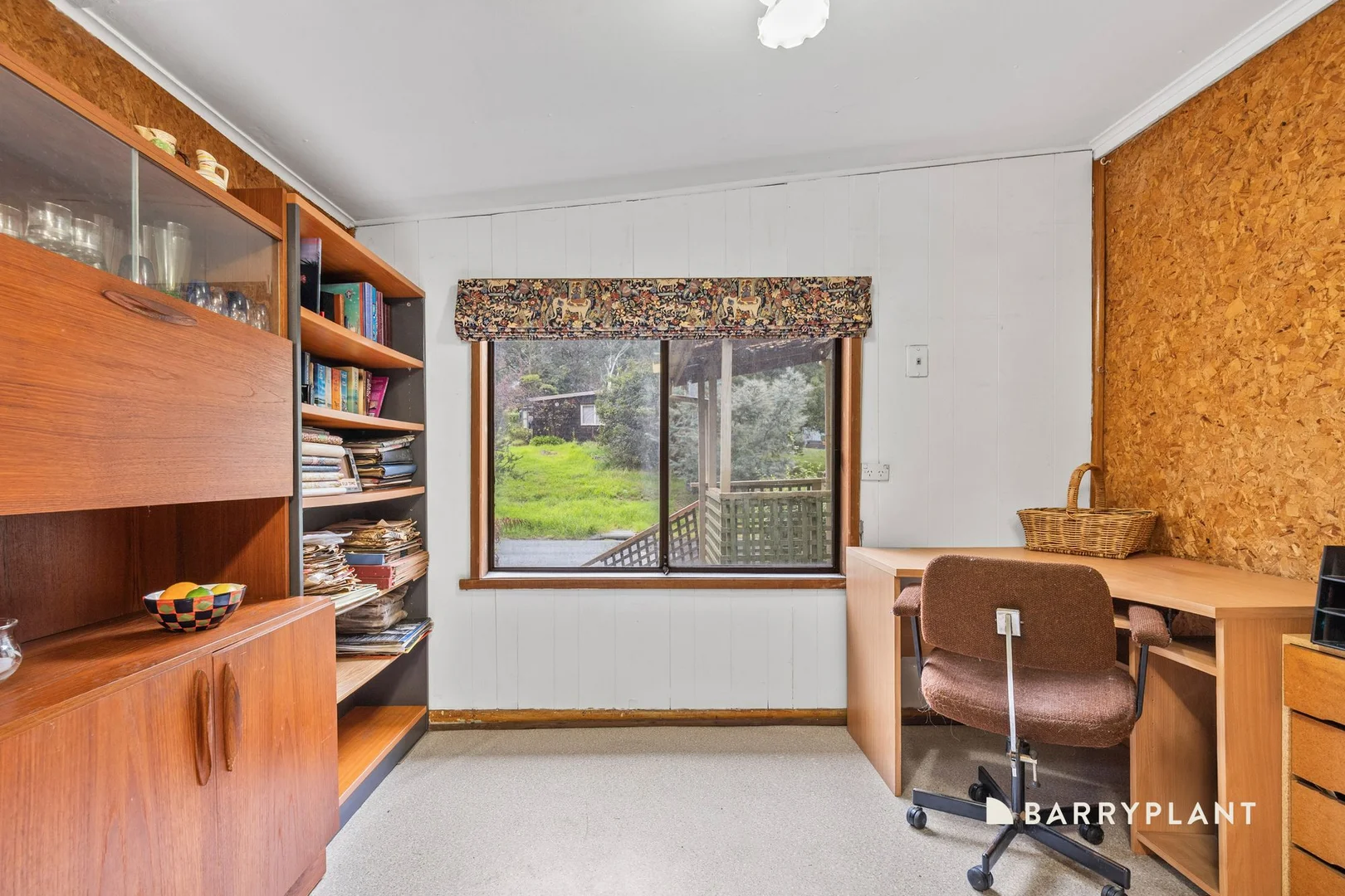7 Daphne Crescent, Hurstbridge VIC 3099 photo 3
