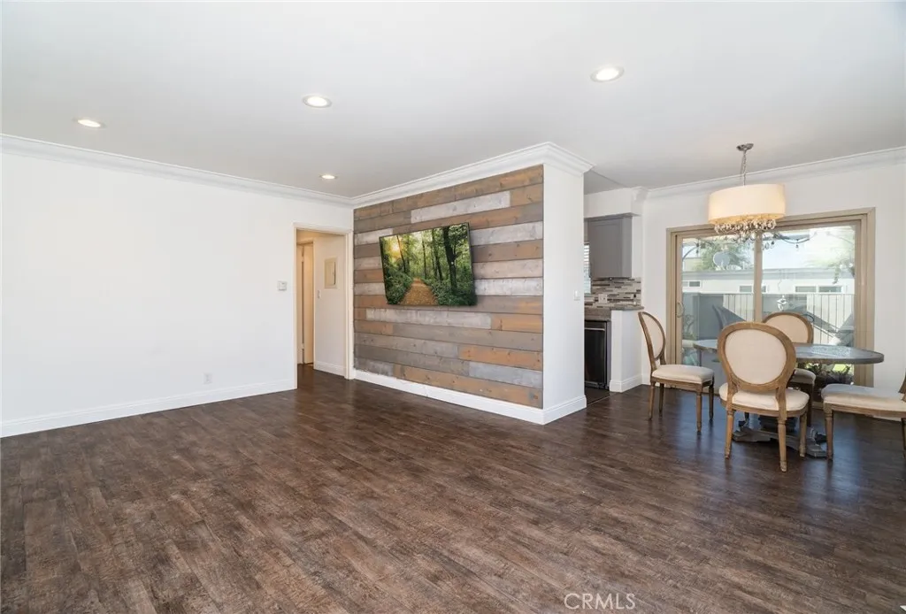 Additional image 5 of 6041 Fountain Park Street Unit 9, Woodland Hills, CA 91367