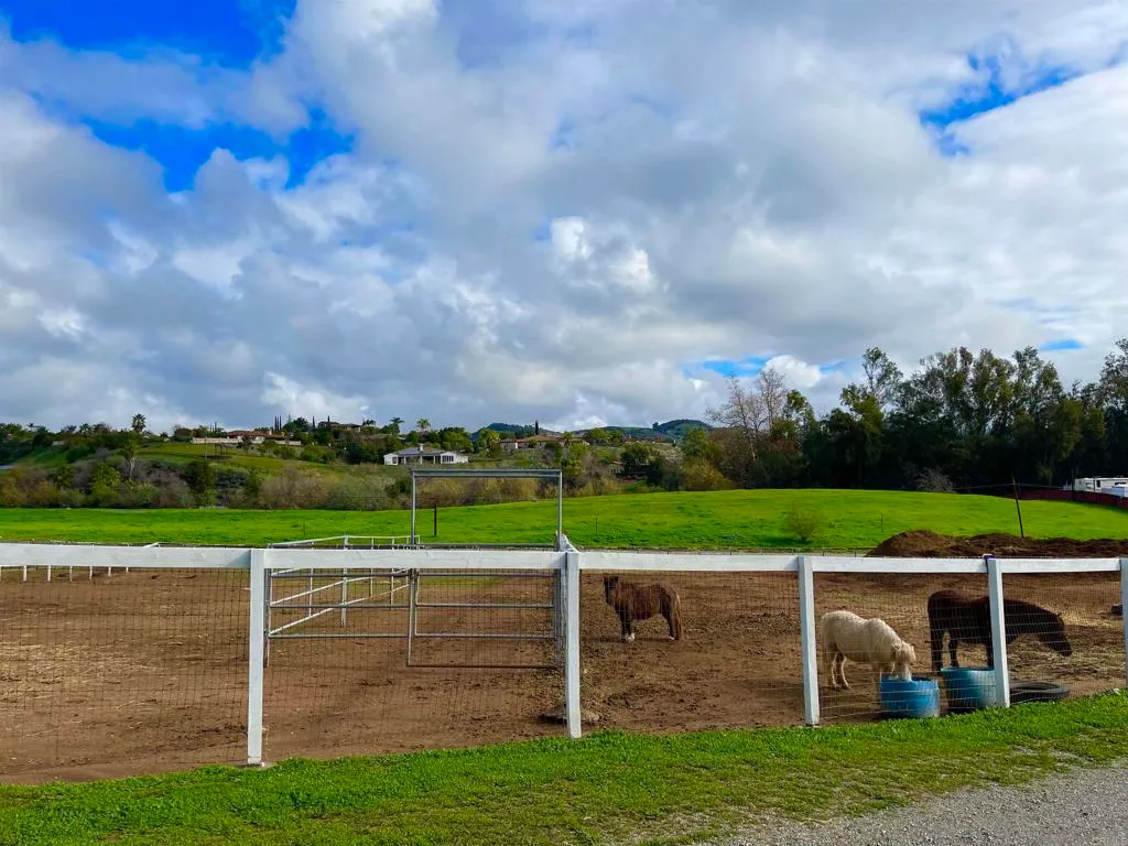 Additional image 5 of 2357 Via Monserate, Fallbrook, CA 92084
