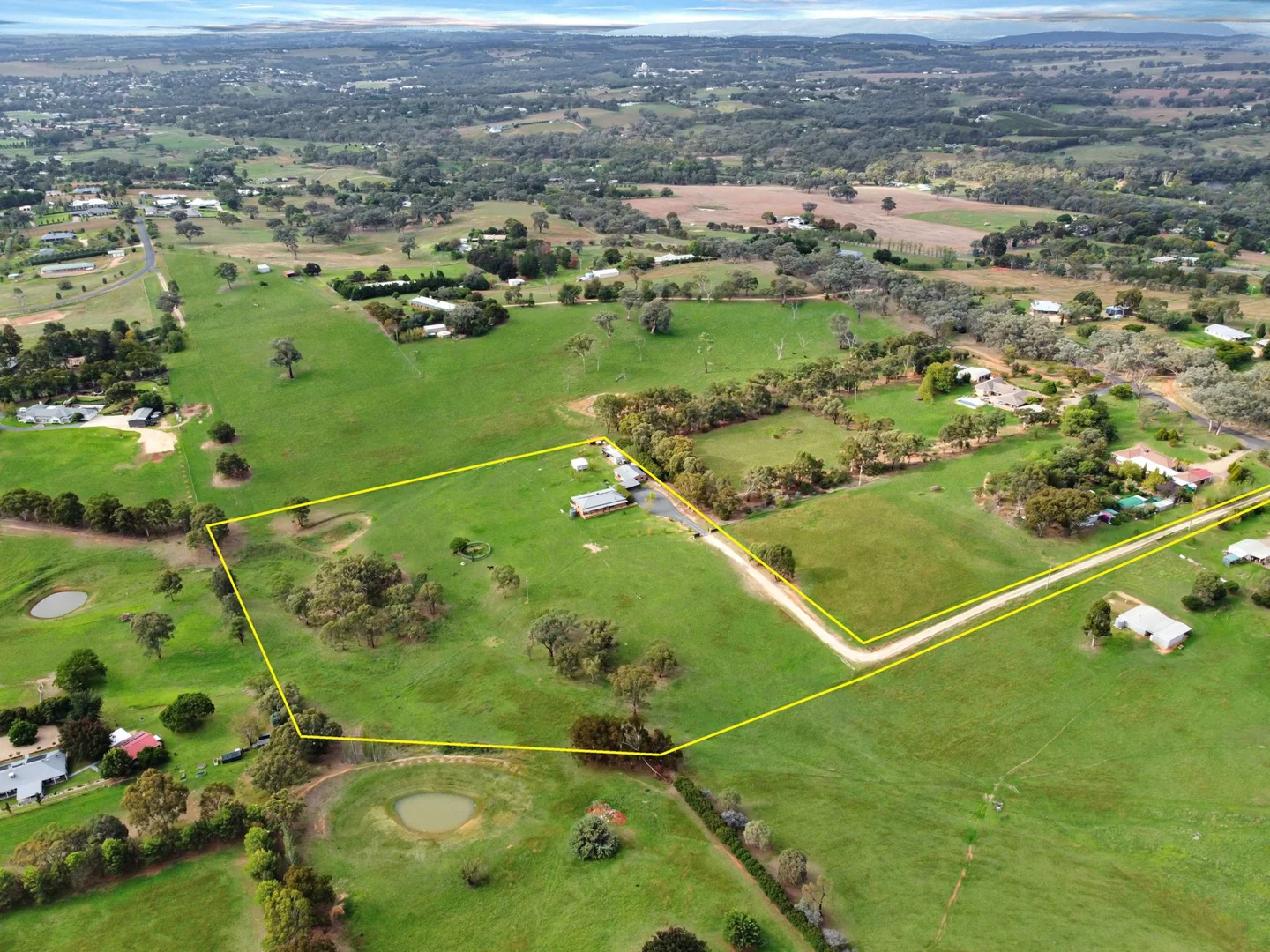 80 Normans Road, Young NSW 2594 photo 2