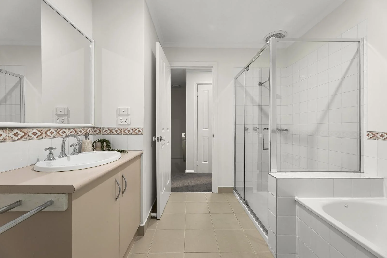 Additional image 10 of 65 The Crescent, Kensington VIC 3031