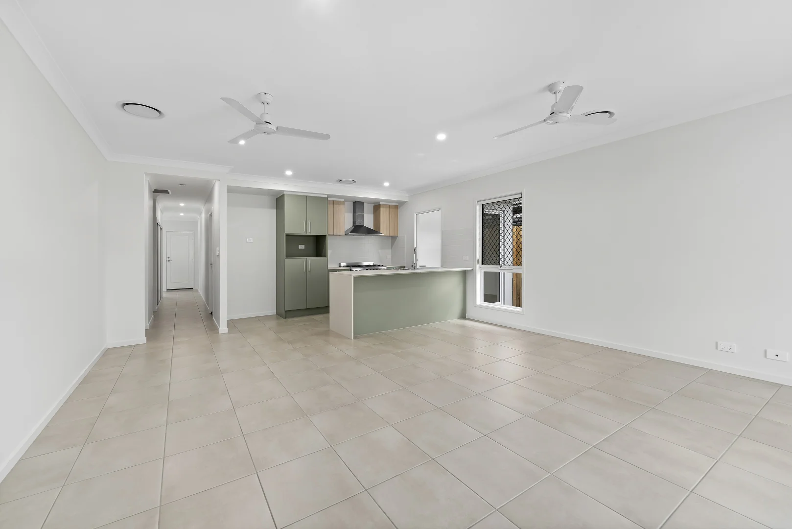 24 Wallum Crescent, Warner QLD 4500 photo 4