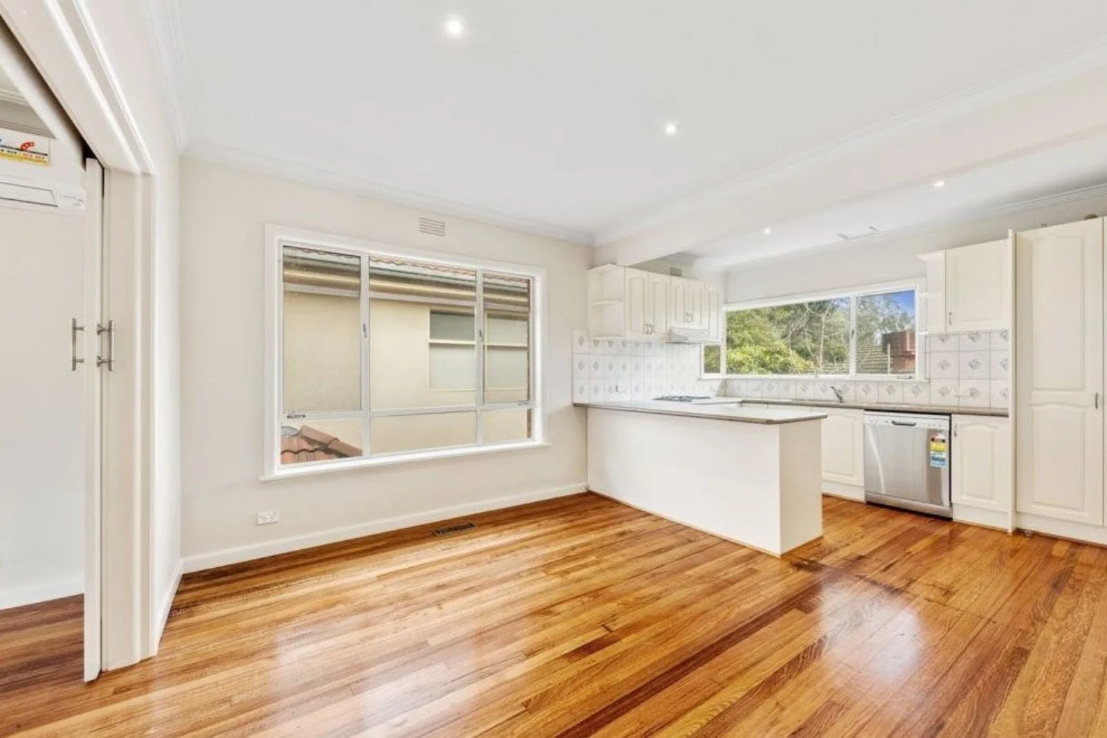 Additional image 2 of 66 Fernside Avenue, Briar Hill VIC 3088