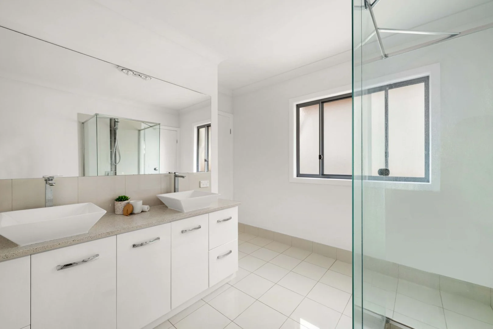 Additional image 9 of 283 Bennetts Road, Norman Park QLD 4170