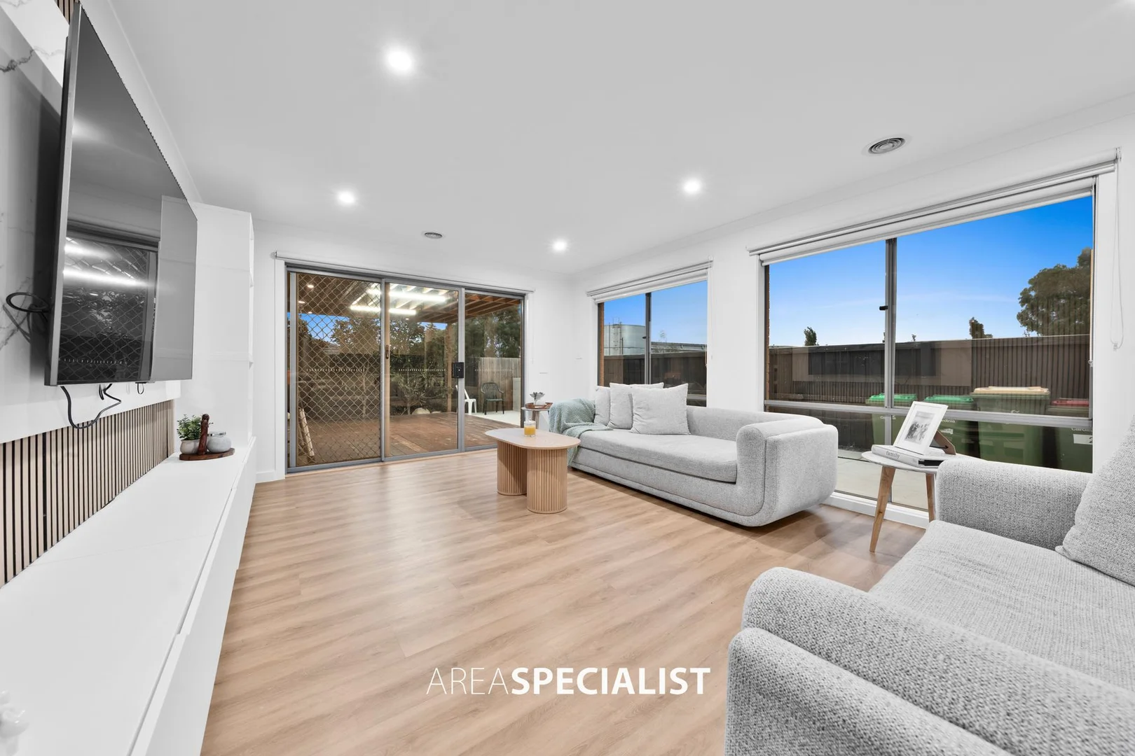 Additional image 5 of 2 Pinot Way, Pakenham VIC 3810
