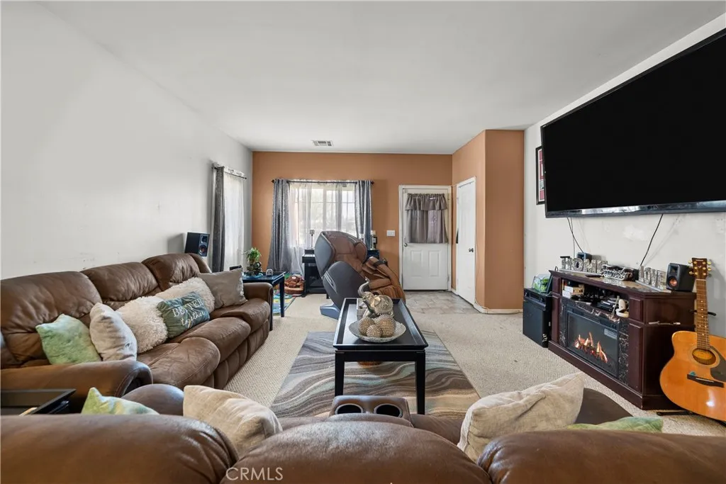 Additional image 31 of 1329 W Ave I, Lancaster, CA 93534