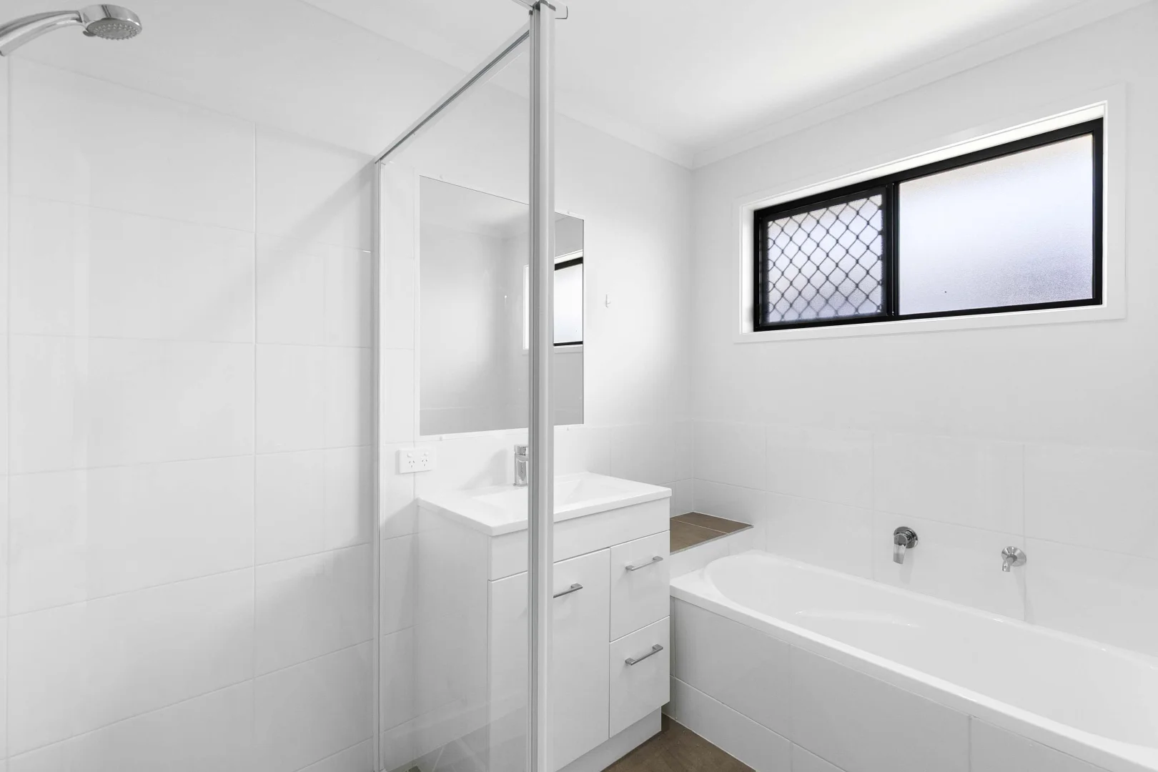 Additional image 14 of 24 Larissa Way, Urangan QLD 4655