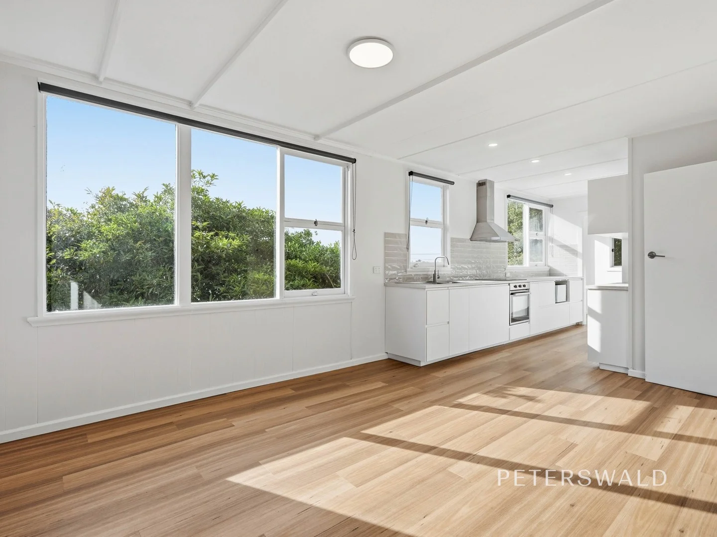 20 Carnegie St, Claremont TAS 7011