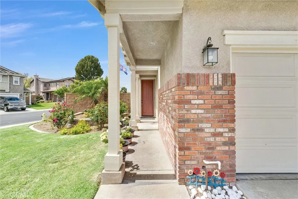 Additional image 5 of 7969 Shadow Trails Ln, Jurupa Valley, CA 92509