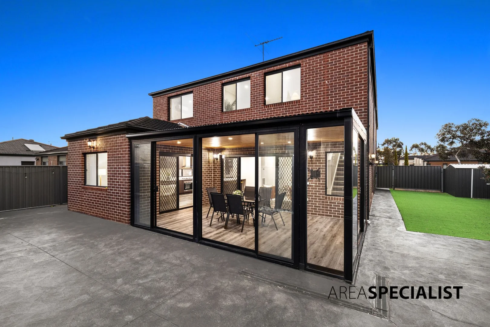 Additional image 11 of 20 Mullein Bend, Cranbourne North VIC 3977