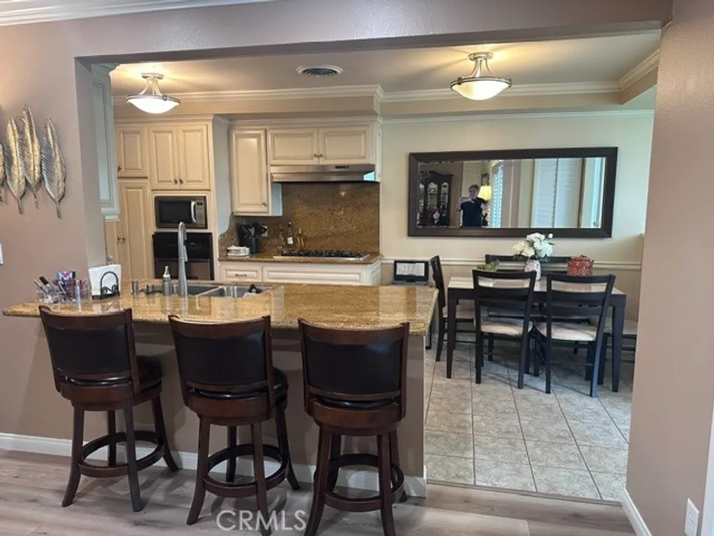 Additional image 9 of 20326 Devonshire Street, Chatsworth, CA 91311