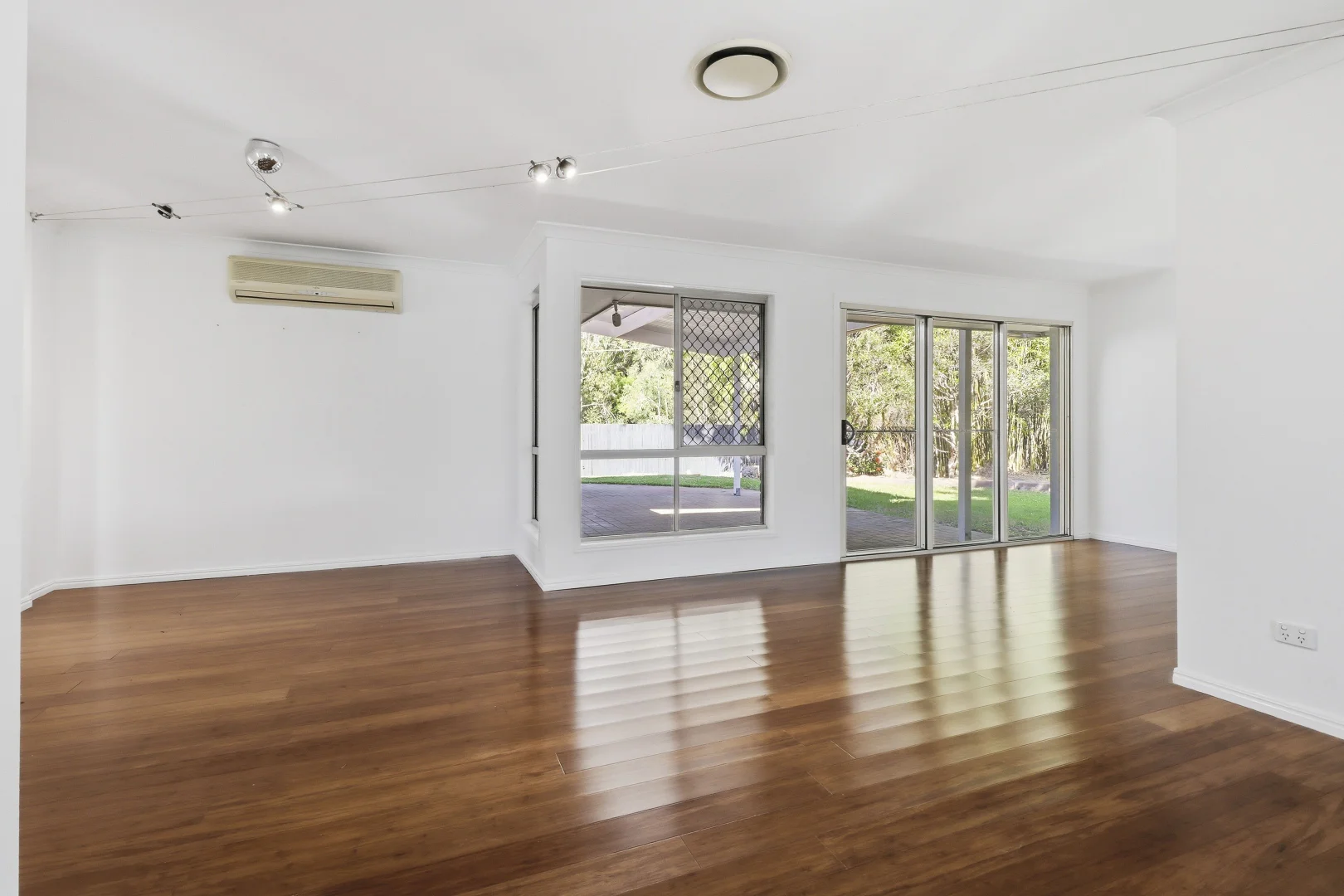Additional image 5 of 15 Niblick Way, Redland Bay QLD 4165
