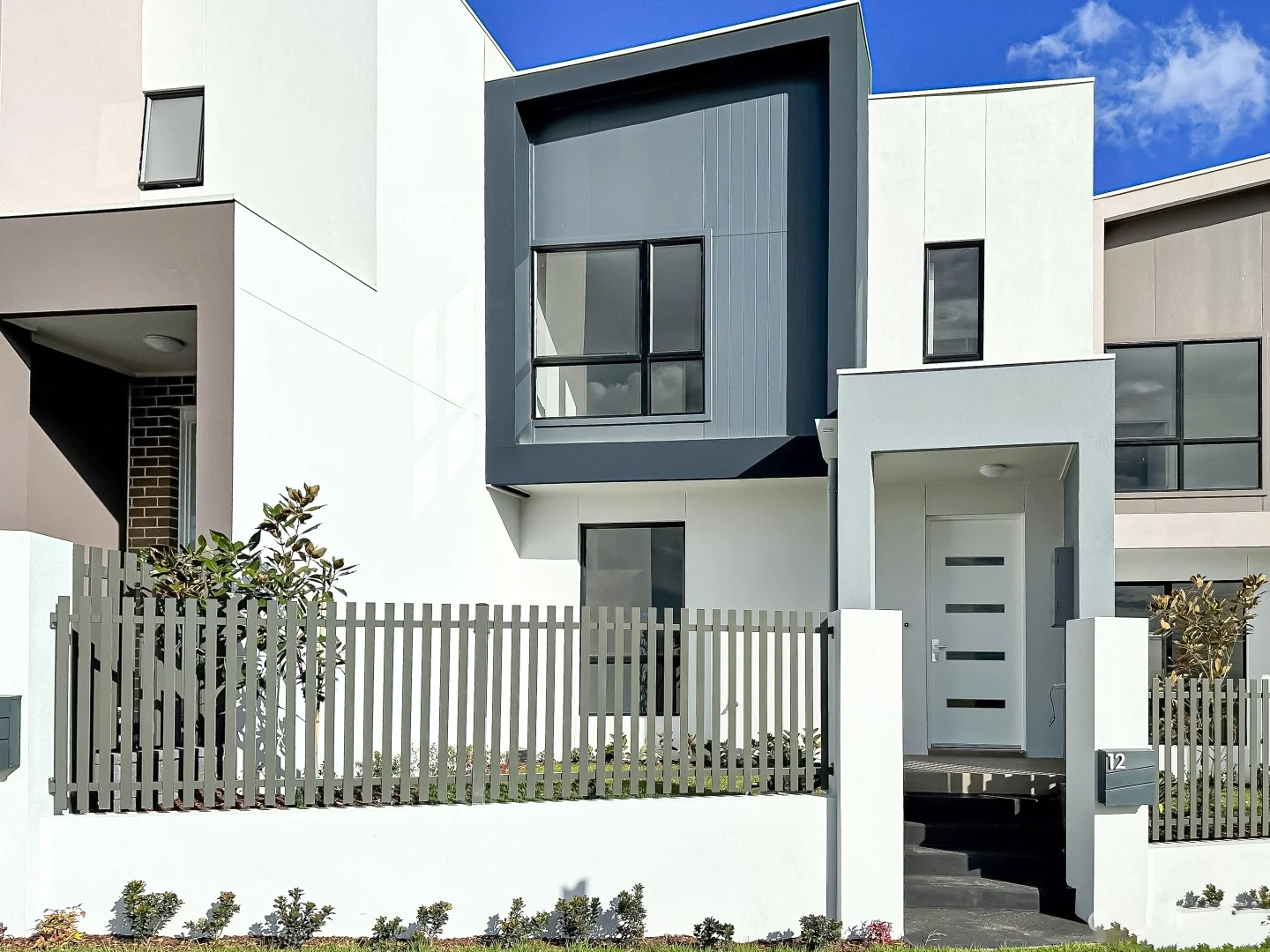 12 Bowerbird Loop, Oran Park NSW 2570