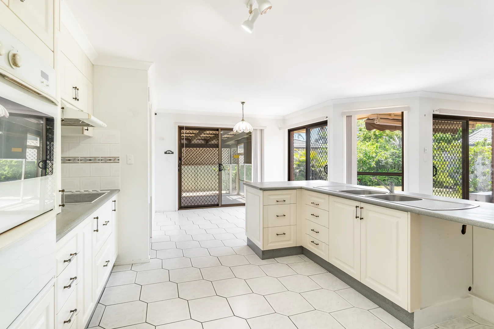 Additional image 2 of 18 Palm Terrace, Yamba NSW 2464